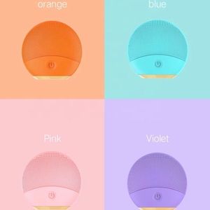 Silicone Facial Cleanser